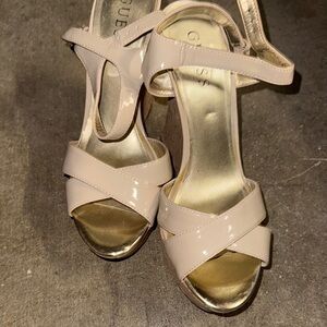 Guess Women's Cream and Gold Strappy Heels